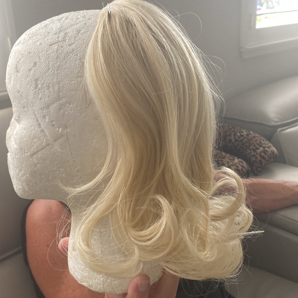 Hairdo 3/4 Grand Extension / Topper R22 Swedish Blonde - Picture 3 of 8